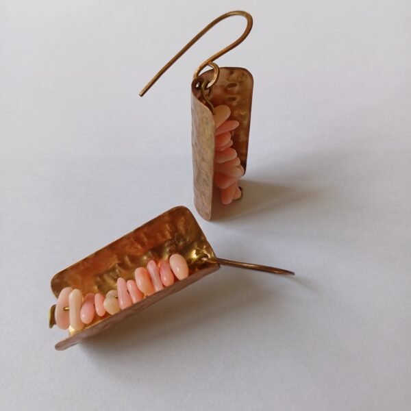 Copper and pink beads - Image 2